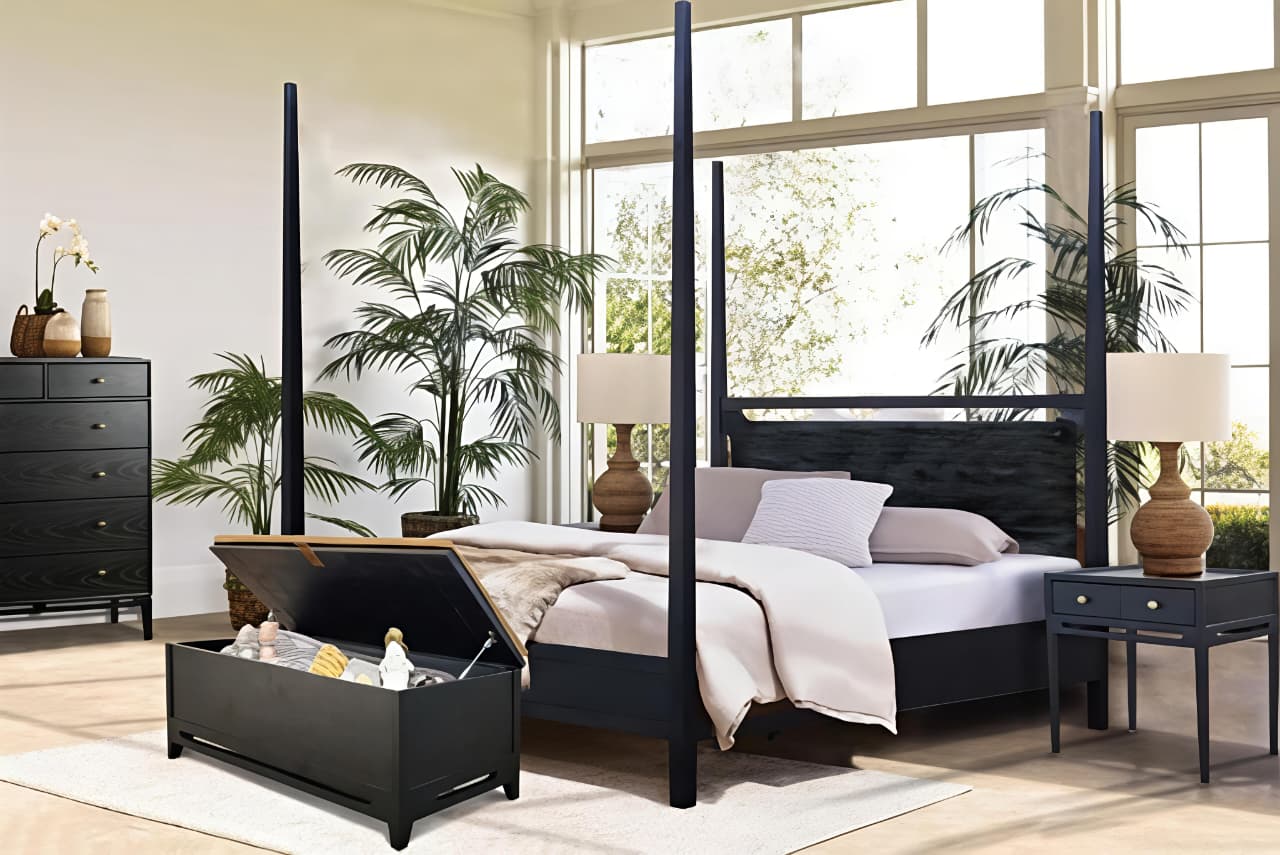 KAYU Minimalist Teak Bed