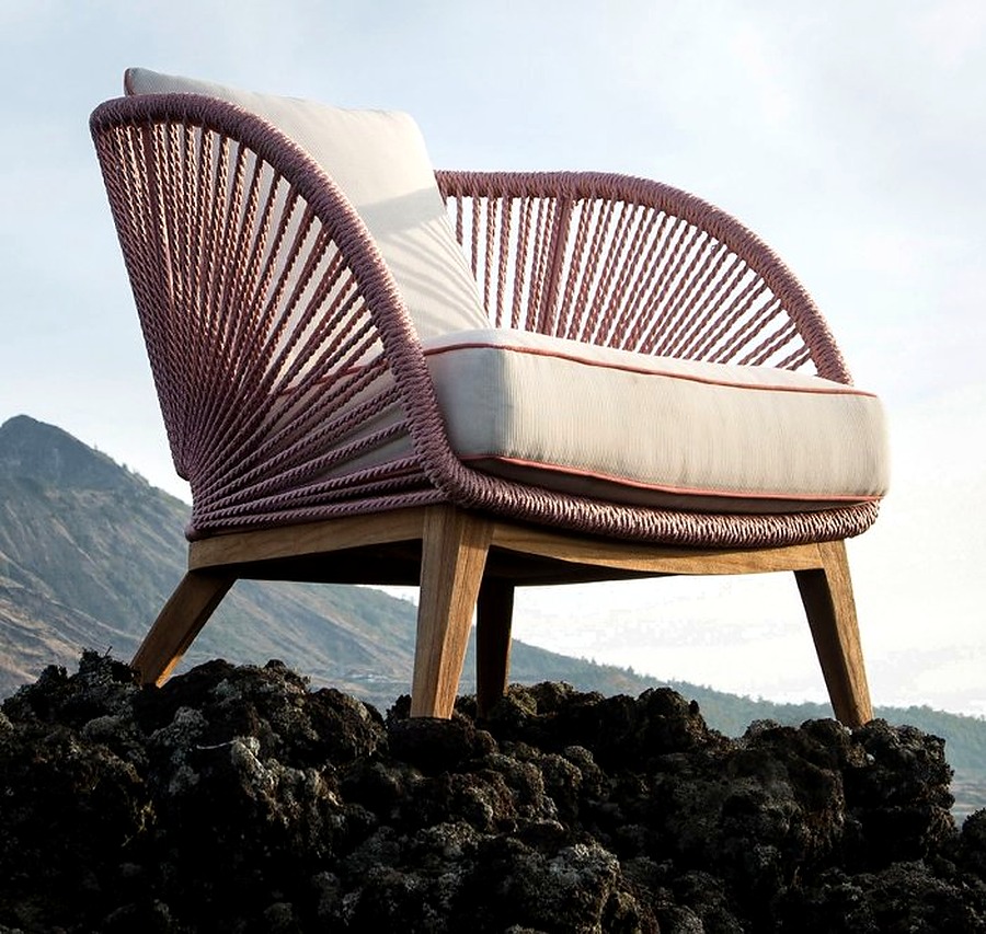 Wing Lounge Chair — KAYU Outdoor
